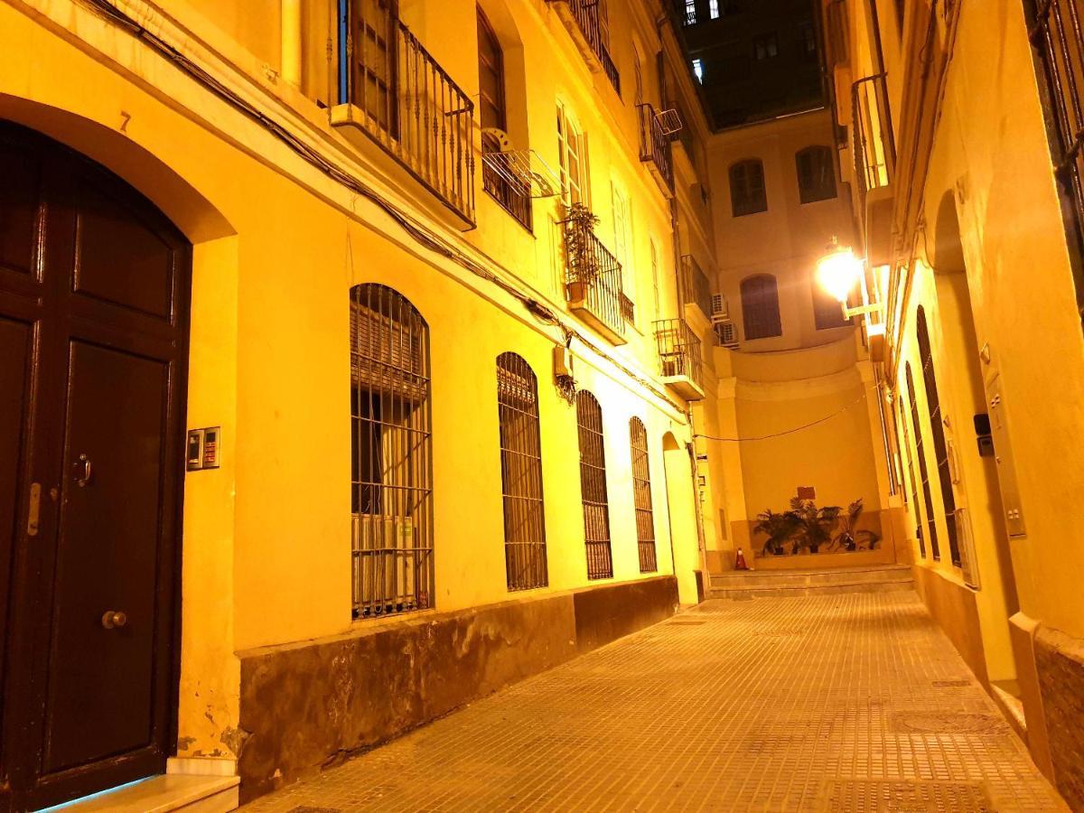 Economical Homes In Center Málaga Exterior foto